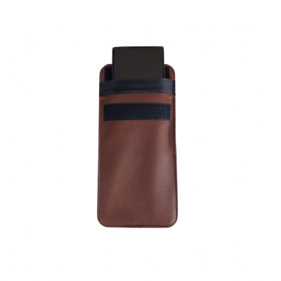 Husa piele ecologica maro 19x11.5 cm, blocare semnal telefon