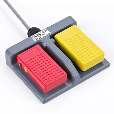 Comutator de picior cu pedala dubla 10A 250VAC XURUI XF85